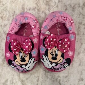 Disney Minnie Mouse Floral Pink Slippers